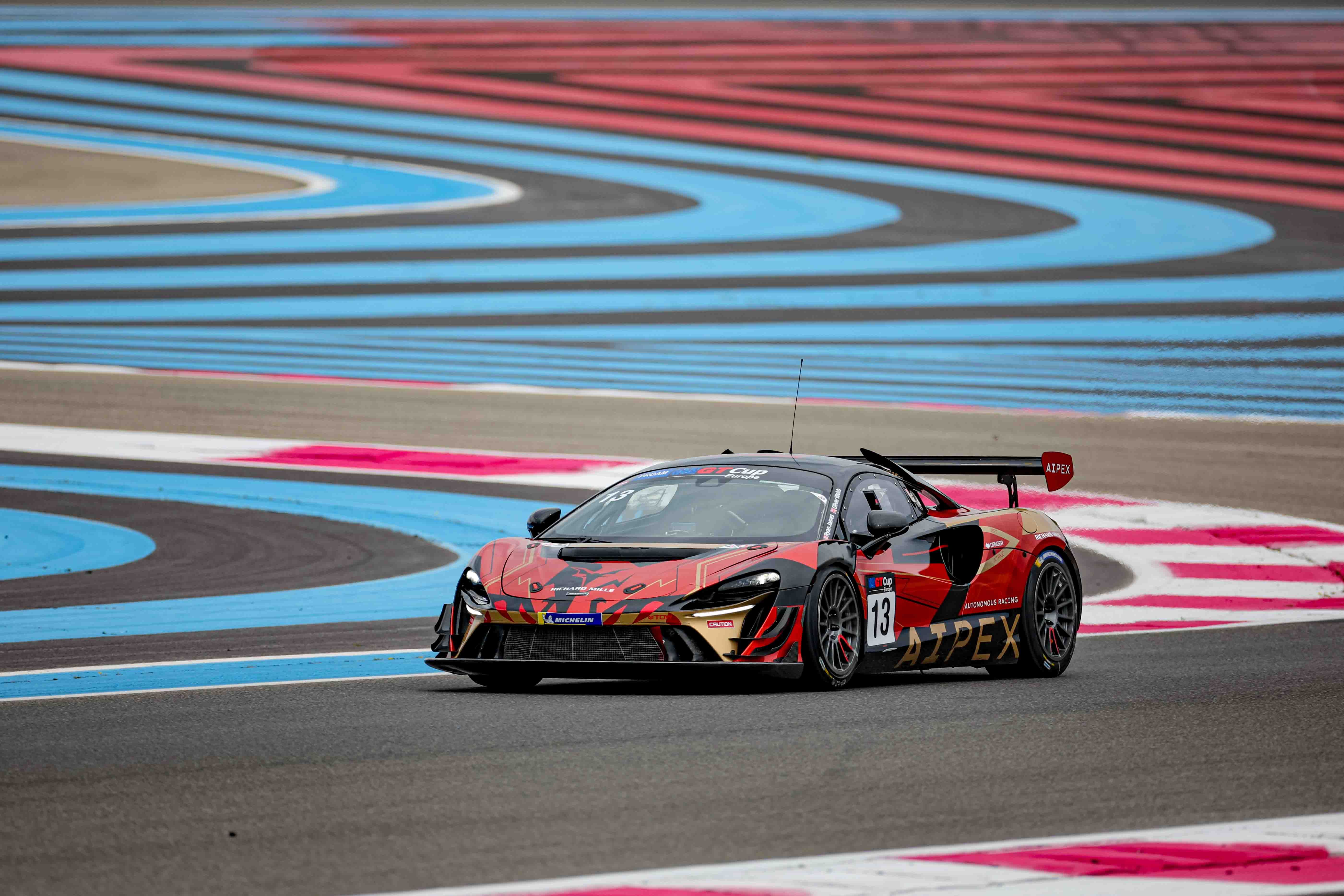  Ollie Webb puts the Greystone GT McLaren in pole for Race 2