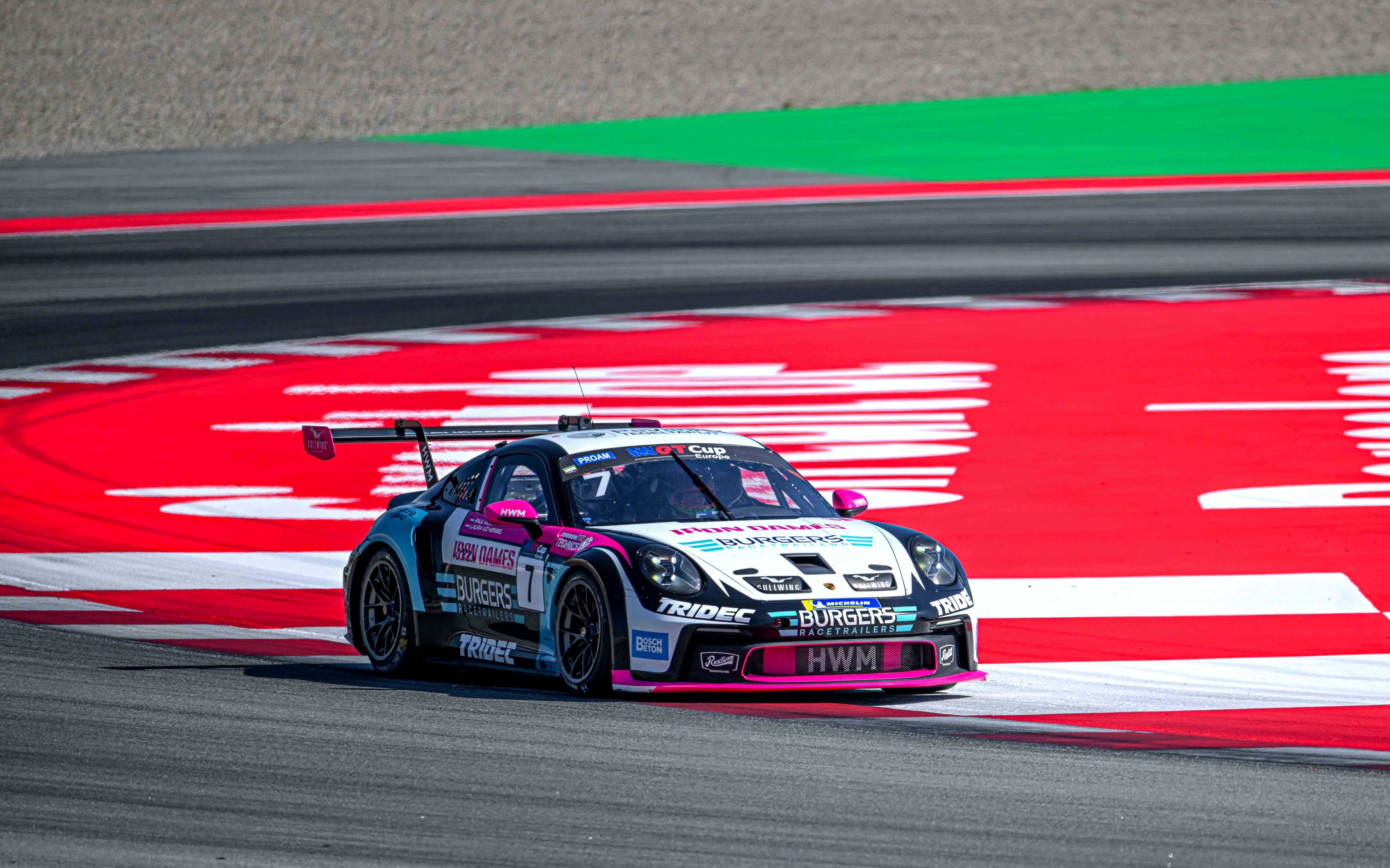 Van den Hengel and Meijer (Burgers Motorsport HWM) fly in free practice 