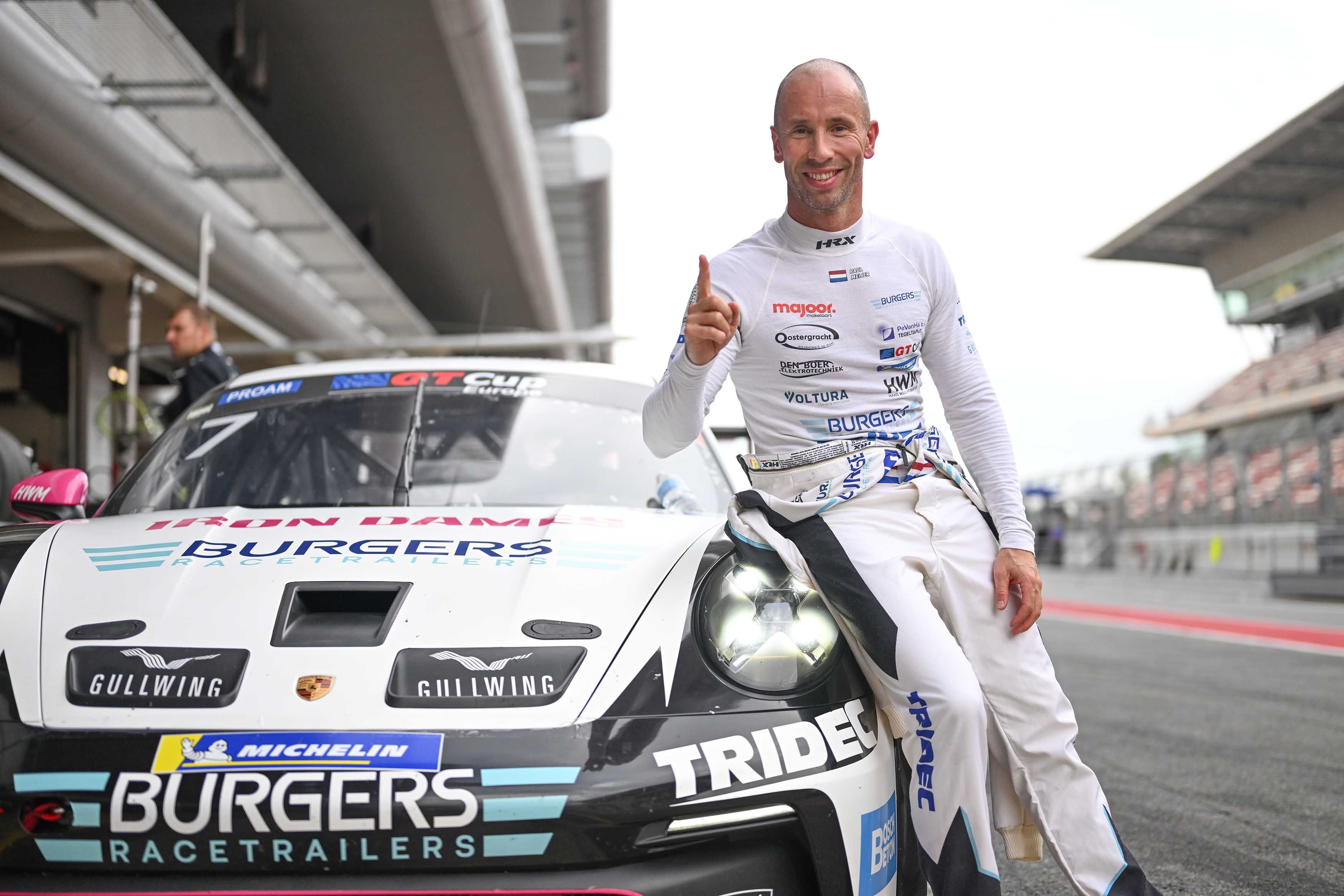 ‘Double Burgers’ first row with Meijer and Lovati