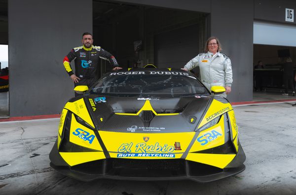 Aggressive Tem Italia makes GT Cup debut in Barcelona 